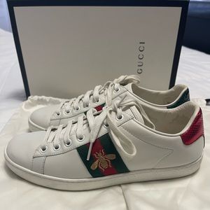 Authentic Gucci Women’s Ace Embroidered Sneakers Size 37